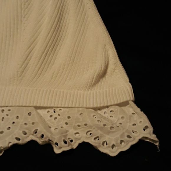 🌷Sleeveless sweater top🌷 - Picture 4 of 6